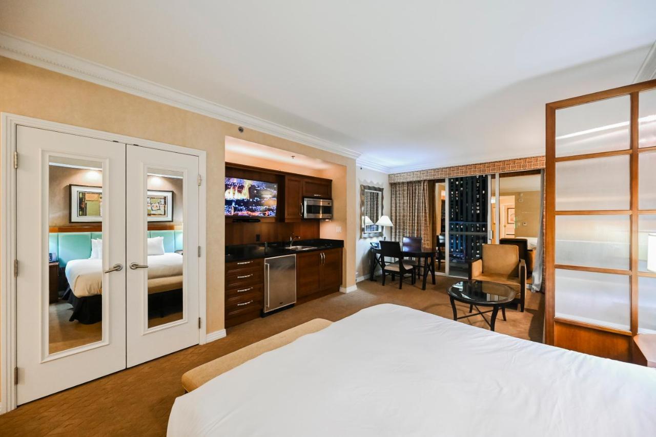 Mgm Signature Towers, Balcony Suite, Strip View - No Resort Fees! Лас-Вегас Экстерьер фото